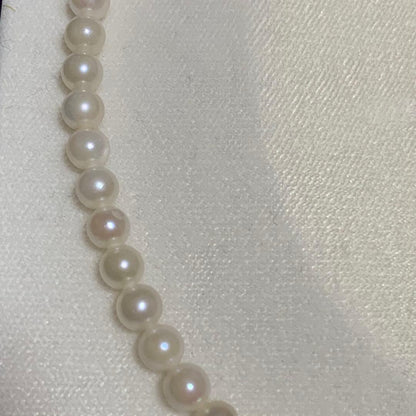 Akoya pearl necklace with 5.8mm pearls and silver beans silver clasp, 42cm length