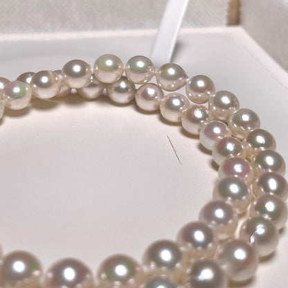 Kagayaki Hanadama Akoya pearl necklace with white semi-round pearls 6.5-7.0mm on silver chain