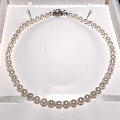 Kagayaki Hanadama Akoya pearl necklace with white semi-round pearls 6.5-7.0mm on silver chain