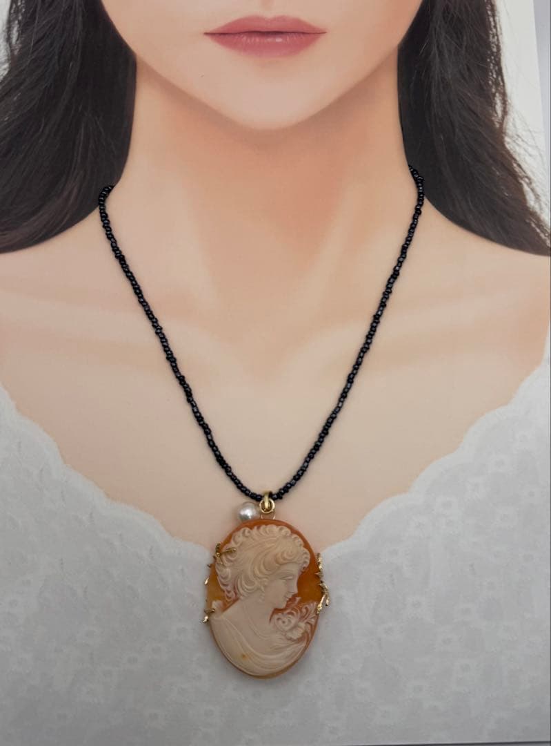 Large shell cameo pendant necklace with black spinel beads and 8mm Akoya pearls on silver 925 clasp chain