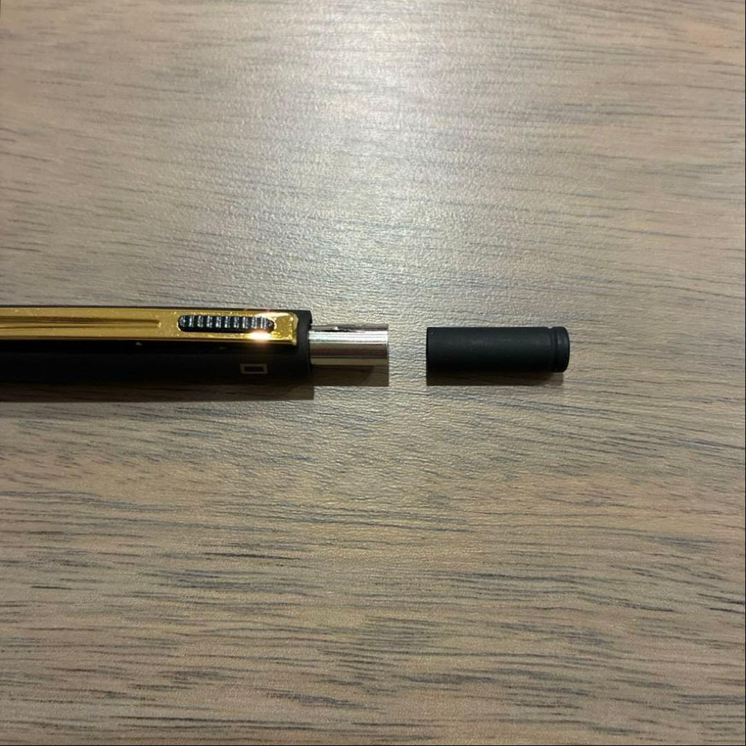 PILOT 2+1 Multi-Function Pen in Black and Gold with two ballpoint pens and mechanical pencil