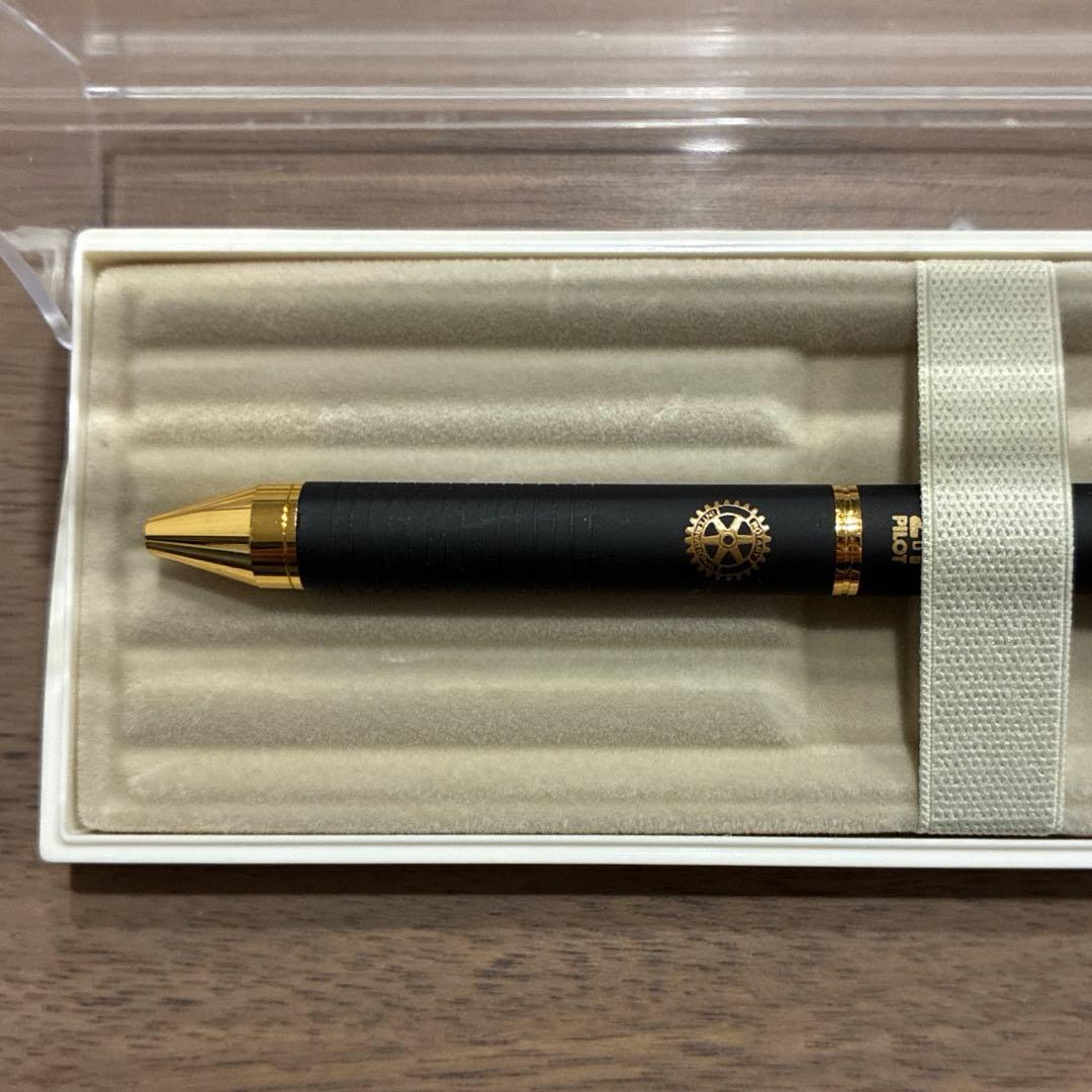 PILOT 2+1 Multi-Function Pen in Black and Gold with two ballpoint pens and mechanical pencil