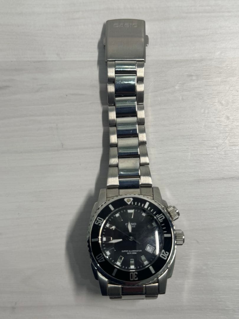 CASIO MTD-1049 Quartz Men's Watch — Japanese