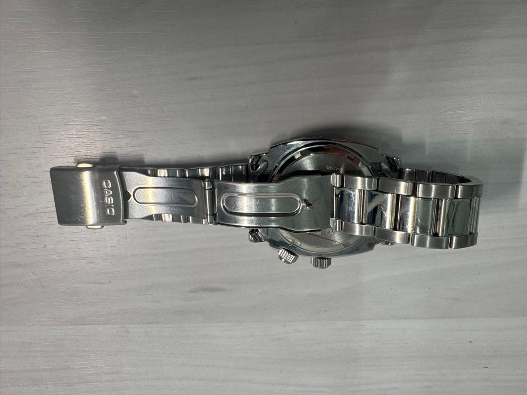 CASIO MTD-1049 Quartz Men's Watch — Japanese