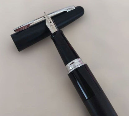 Pilot Kakuna fountain pen with medium tip and black storage case displayed on white background