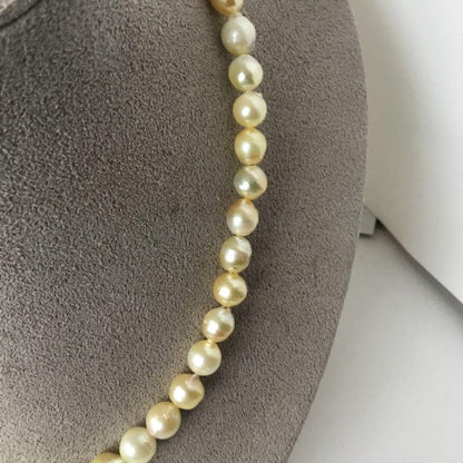Yellow Akoya pearl necklace with 8mm pearls and silver beads, total length 43 cm