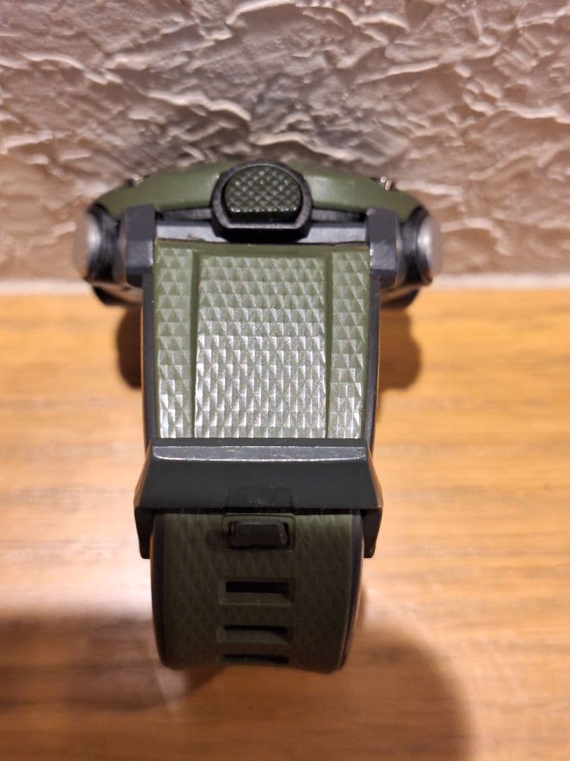 CASIO GA-200 Digital Men's Watch — Japanese