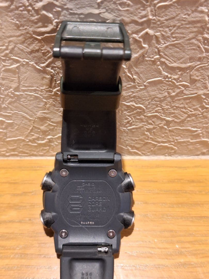 CASIO GA-200 Digital Men's Watch — Japanese