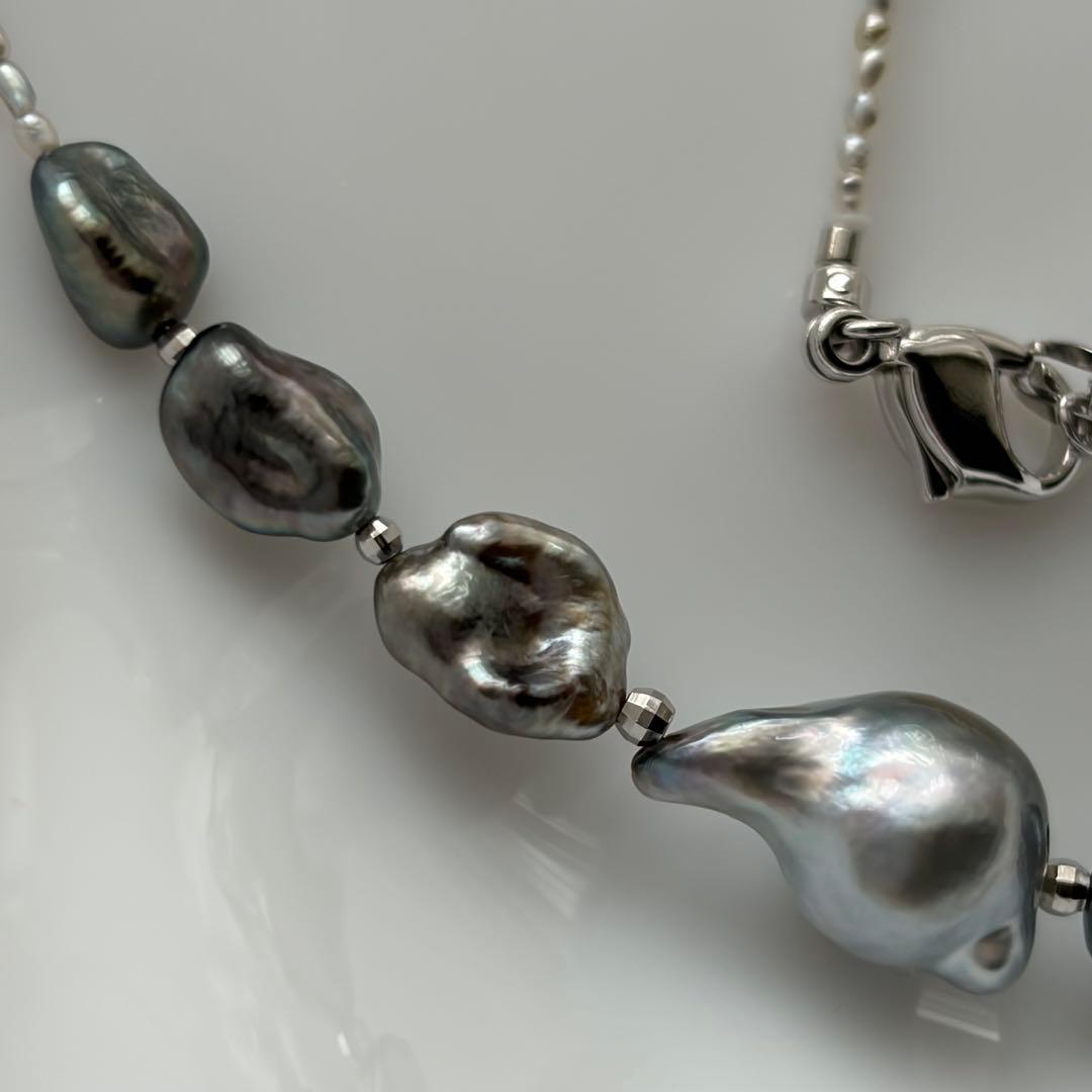 Black Butterfly Pearl Keshi and Baroque Pearl Agoya Sand Keshi Necklace with adjustable length