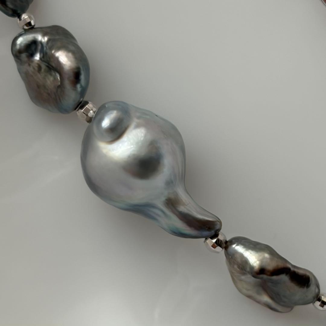 Black Butterfly Pearl Keshi and Baroque Pearl Agoya Sand Keshi Necklace with adjustable length