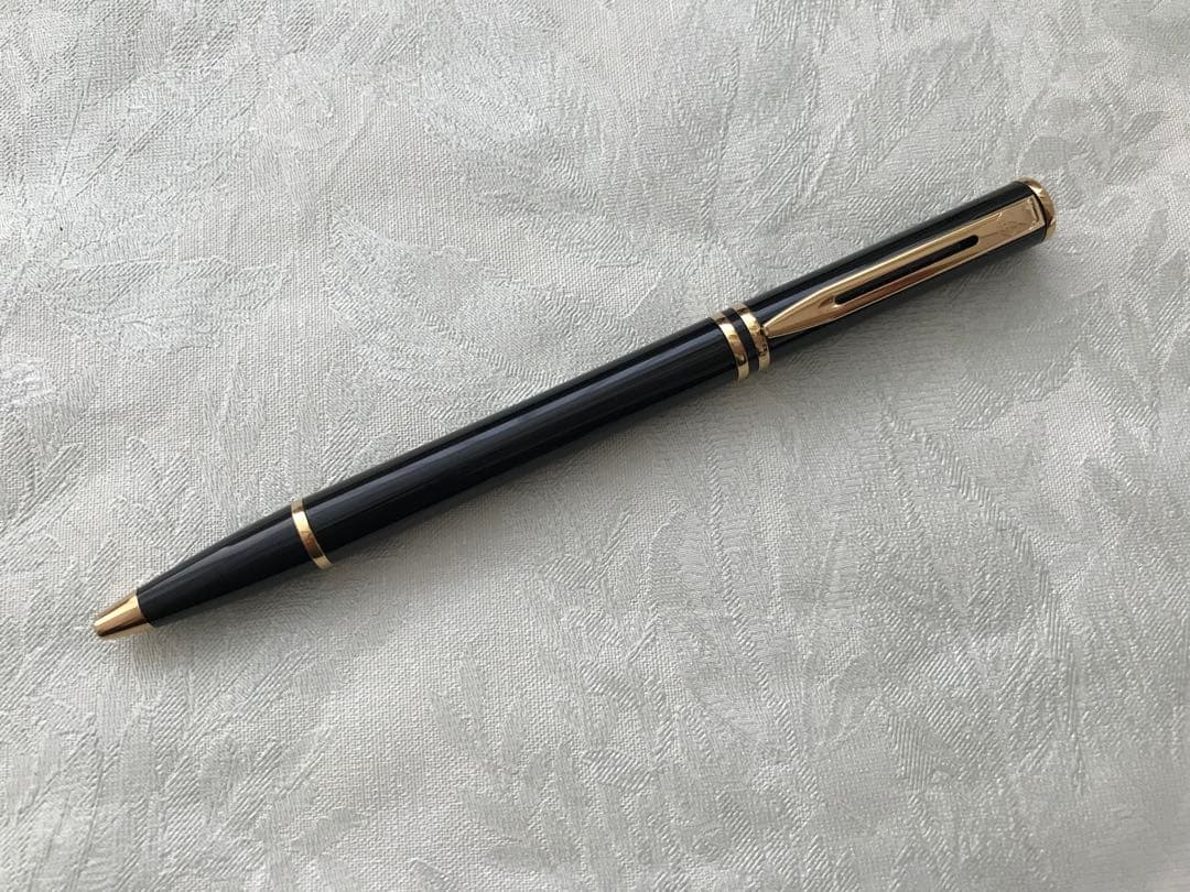 Waterman Loreal Ballpoint Pen with sleek blue barrel and silver accents measuring 14cm