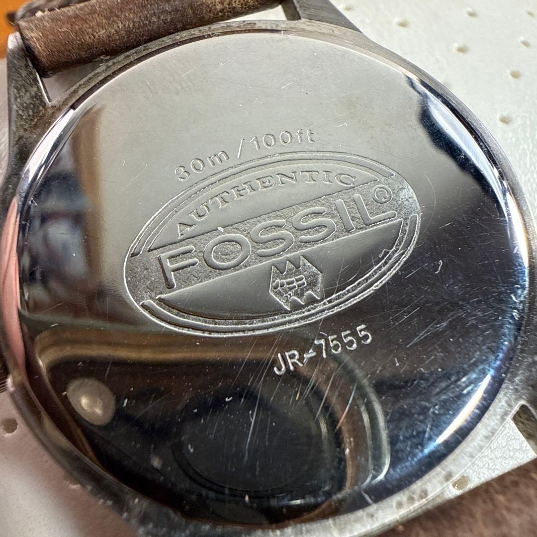 FOSSIL Vintage Quartz Men's Watch — Japanese