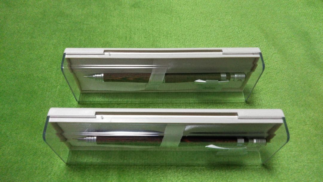 PILOT S20 mechanical pencils 0.3mm two piece wooden set with minor case scratches