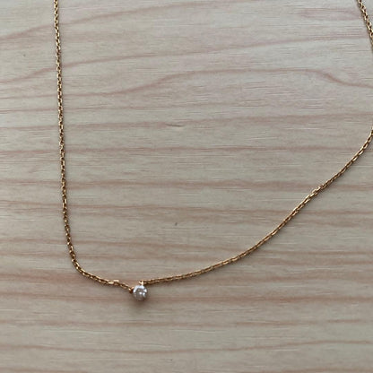 Agete diamond necklace in 10K yellow gold with a 0.05ct single diamond pendant