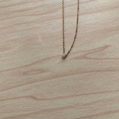 Agete diamond necklace in 10K yellow gold with a 0.05ct single diamond pendant
