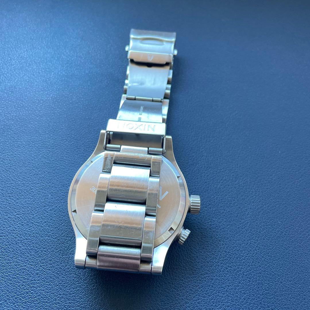 NIXON 300m Diver Series Men's Watch — Japanese