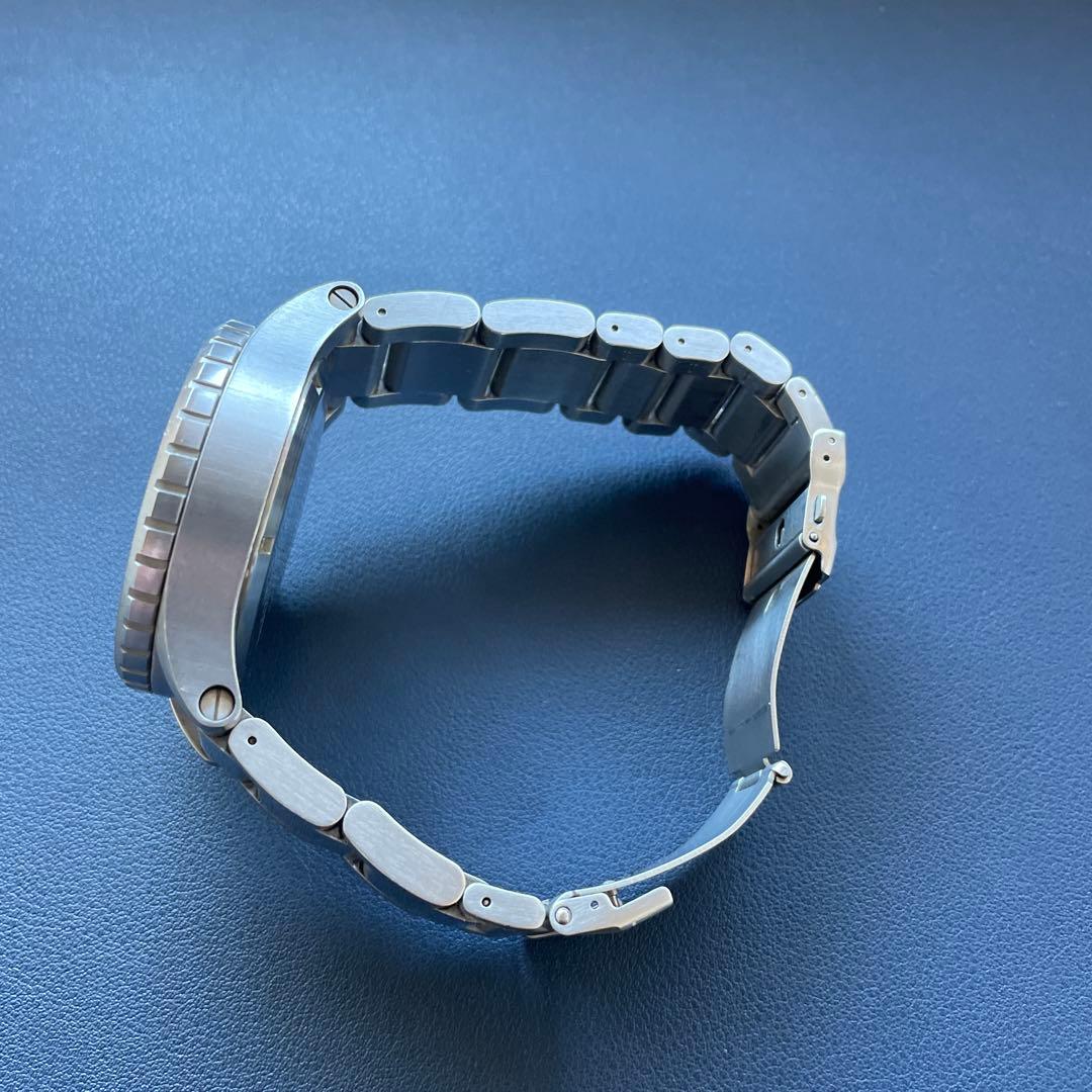 NIXON 300m Diver Series Men's Watch — Japanese
