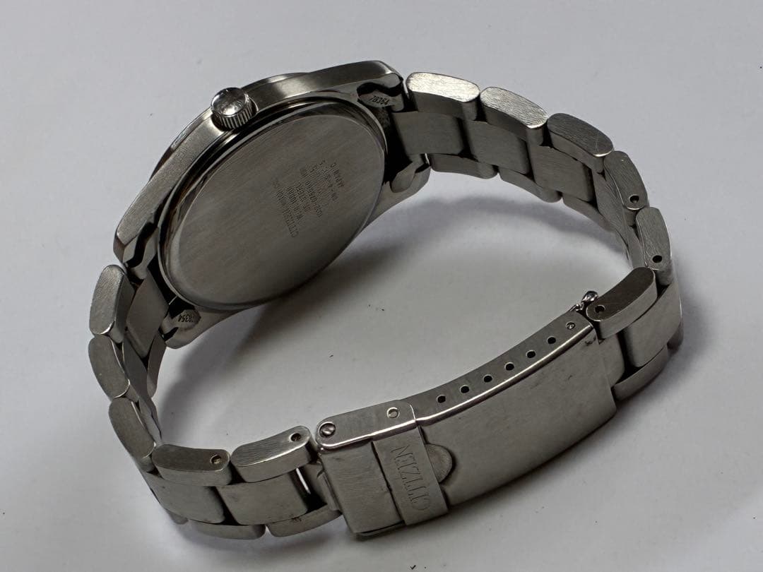 Citizen V157-0BX0 Quartz Men's Watch — Japanese