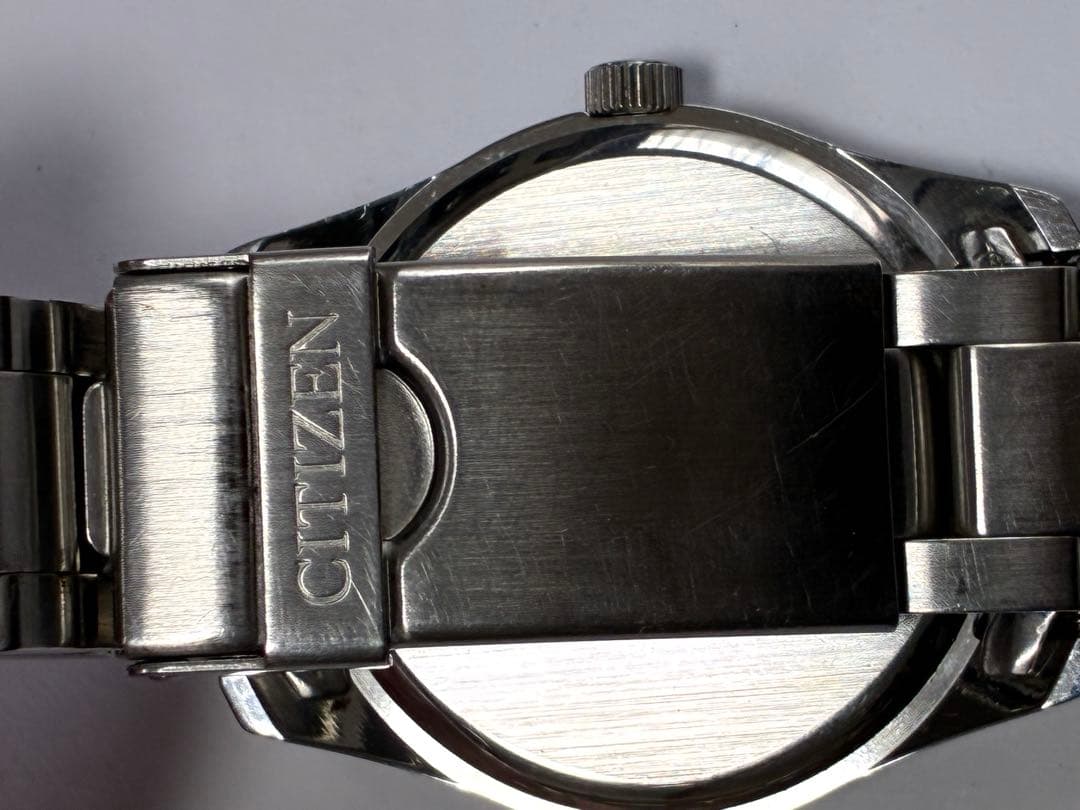 Citizen V157-0BX0 Quartz Men's Watch — Japanese