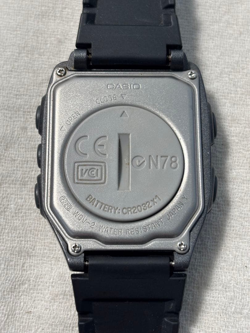 CASIO WQV-2 Digital Men's Watch — Japanese