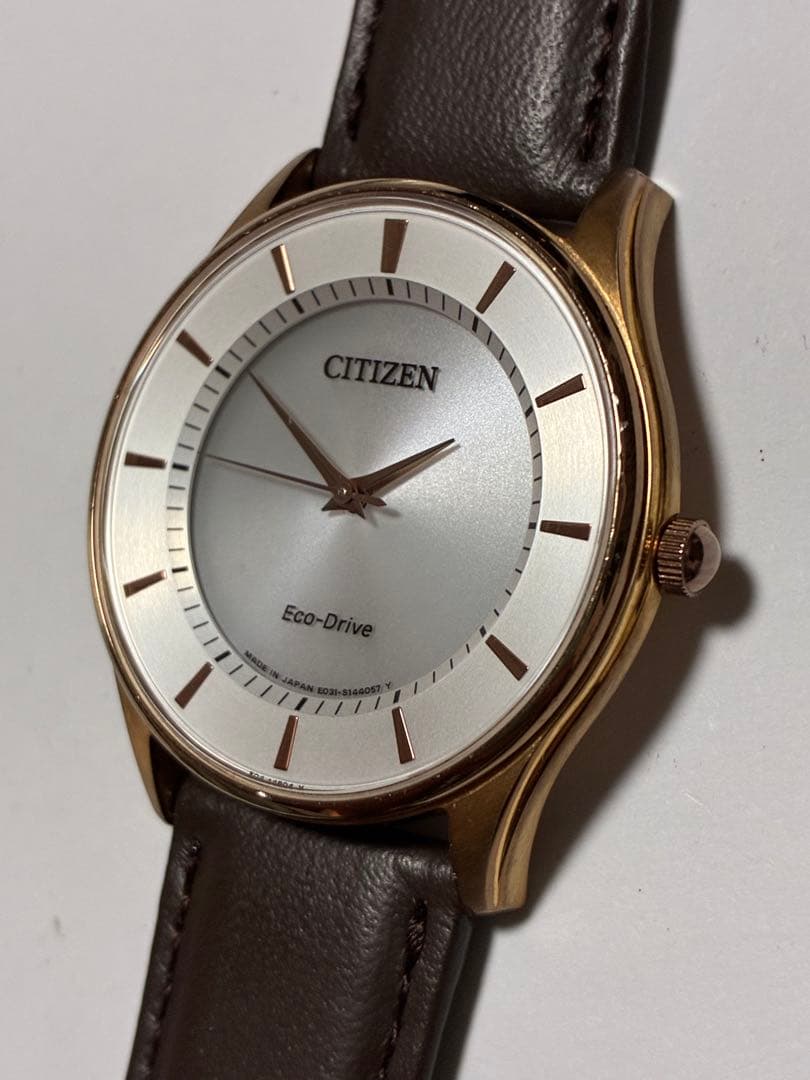 Citizen モデル/シリーズ名が記載されていませんが、提供された情報だけではモデル名やシリーズ名を特定できません。もしタイトルに具体的なモデル名やシリーズ名があれば教えてく Solar Men's Watch — Japanese