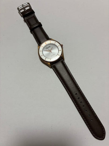 Citizen モデル/シリーズ名が記載されていませんが、提供された情報だけではモデル名やシリーズ名を特定できません。もしタイトルに具体的なモデル名やシリーズ名があれば教えてく Solar Men's Watch — Japanese