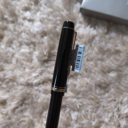 中古 Pilot BKVHN-55R 0.7 black ballpoint pen with Acrion ink and dedicated case