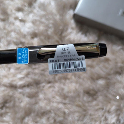 中古 Pilot BKVHN-55R 0.7 black ballpoint pen with Acrion ink and dedicated case