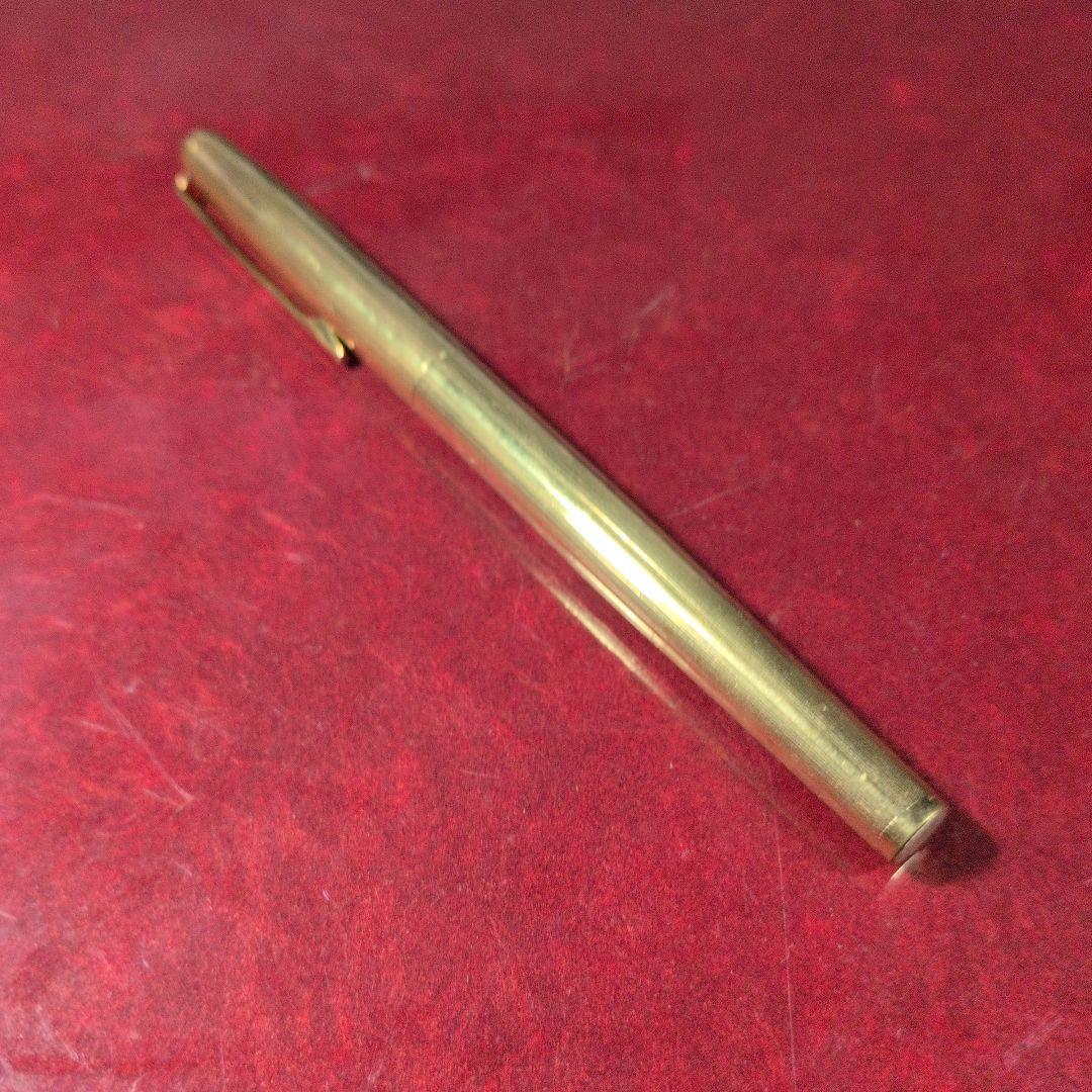 Pilot fountain pen with fine 18 karat gold nib and R14k gold plated body