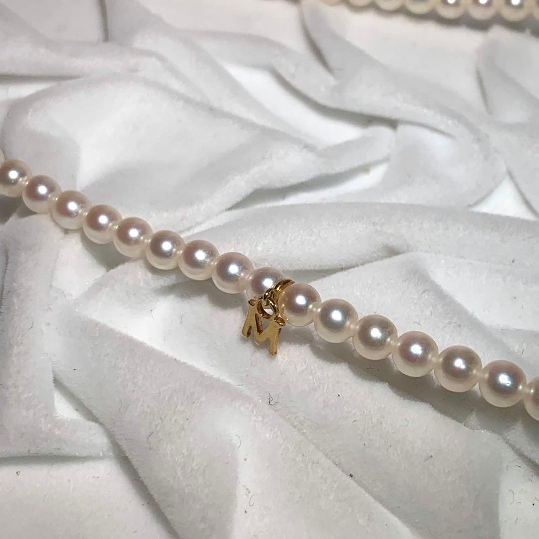 K18 18 karat Mikimoto M Charm Akoya pearl necklace with 4-4.5 mm pearls on 38.5 cm chain
