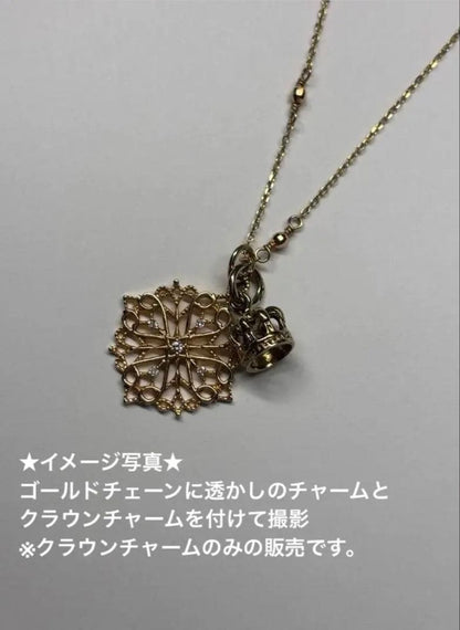 Agete 9K crown-shaped charm made of 375 gold with vintage design