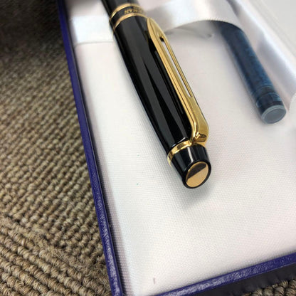 Waterman Expert Essential Black Fountain Pen with fine nib and cap type shown on white background