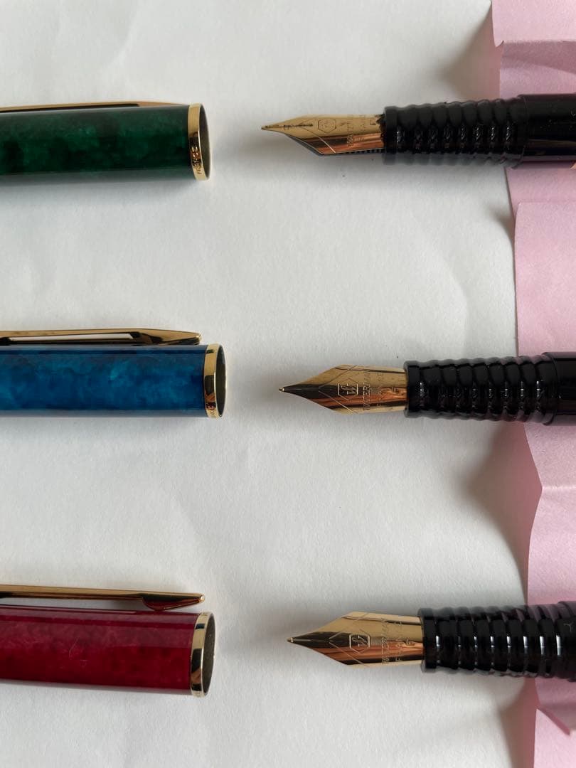 Waterman L'Oreal Paris fountain pen set with green, blue, and red marble finishes length 13 cm