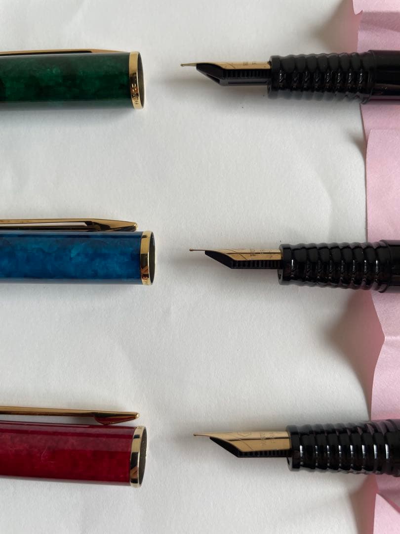 Waterman L'Oreal Paris fountain pen set with green, blue, and red marble finishes length 13 cm