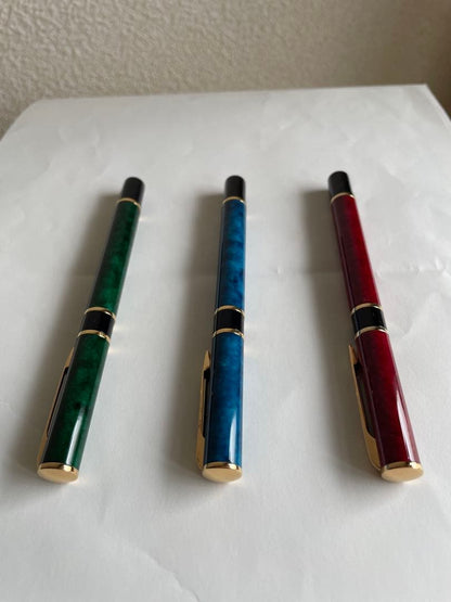 Waterman L'Oreal Paris fountain pen set with green, blue, and red marble finishes length 13 cm