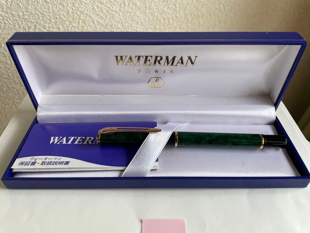 Waterman L'Oreal Paris fountain pen set with green, blue, and red marble finishes length 13 cm