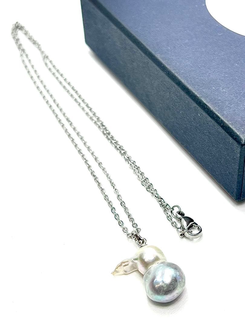 Akoya pearl necklace with natural blue twin baroque pearls on a silver 925 clasp and stainless steel chain
