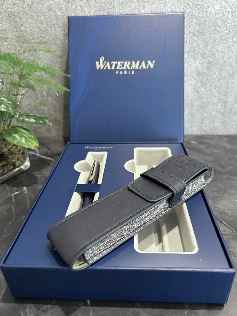 Waterman Expert Essential Blue metal pen with gold accents and included dedicated case