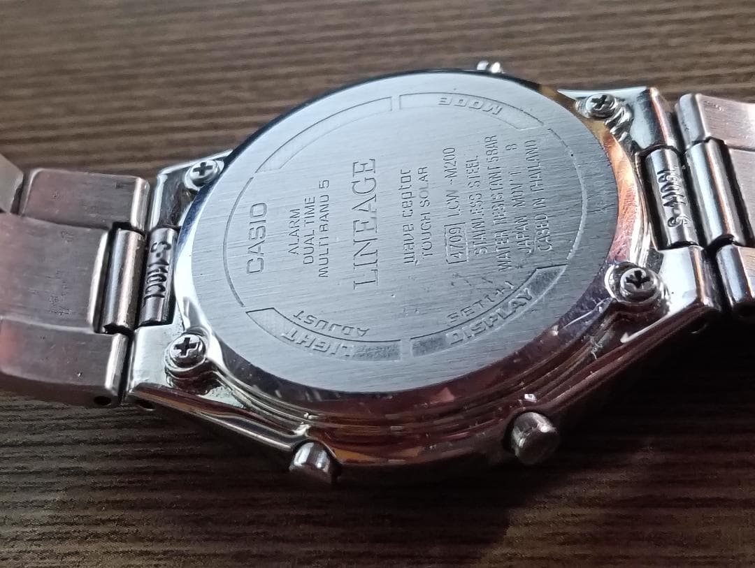 CASIO LCW-M200② Solar Men's Watch — Japanese