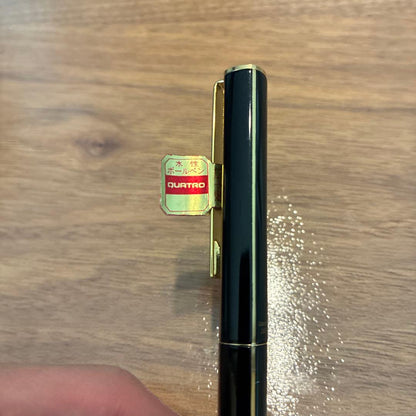 新品 PILOT QUATRO ultra-fine black ballpoint pen with black body and gold slit design, capped tip, new condition
