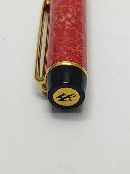 Waterman Le Mans 100 ballpoint pen made of 925 sterling silver with a 141 mm length and 10 mm diameter