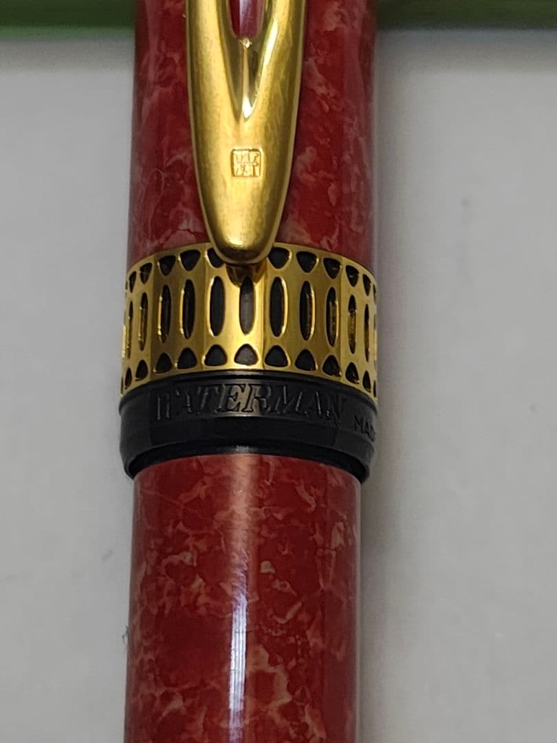 Waterman Le Mans 100 ballpoint pen made of 925 sterling silver with a 141 mm length and 10 mm diameter