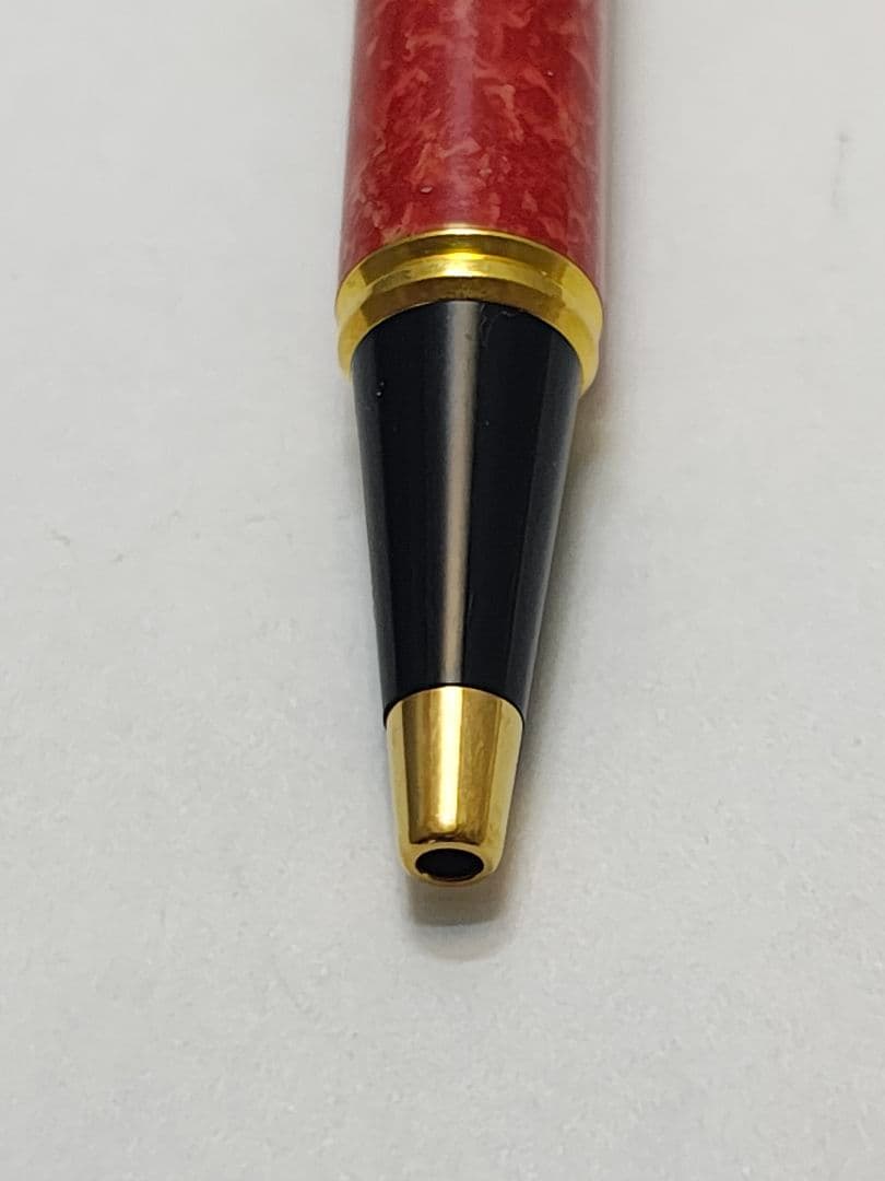 Waterman Le Mans 100 ballpoint pen made of 925 sterling silver with a 141 mm length and 10 mm diameter