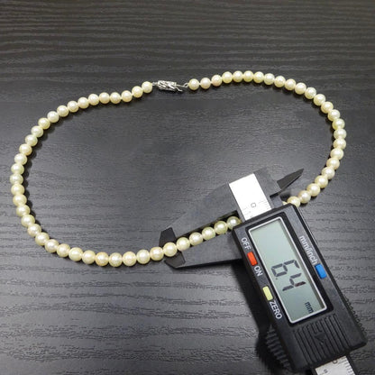 Akoya pearl necklace featuring 6.2mm genuine pearls on a 42cm strand