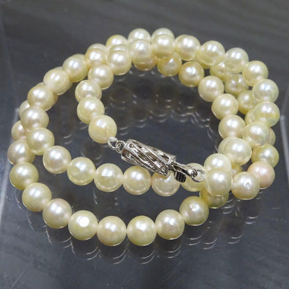 Akoya pearl necklace featuring 6.2mm genuine pearls on a 42cm strand
