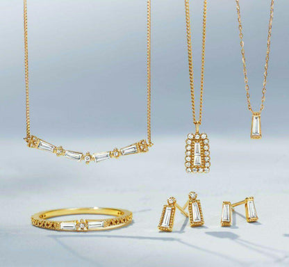 agete K18 gold necklace featuring a delicate chain with a sparkling diamond pendant