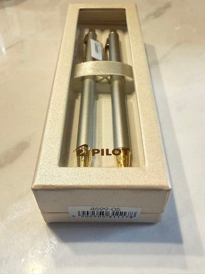 PILOT Cavalier silver metal ballpoint pen and mechanical pencil two-piece set