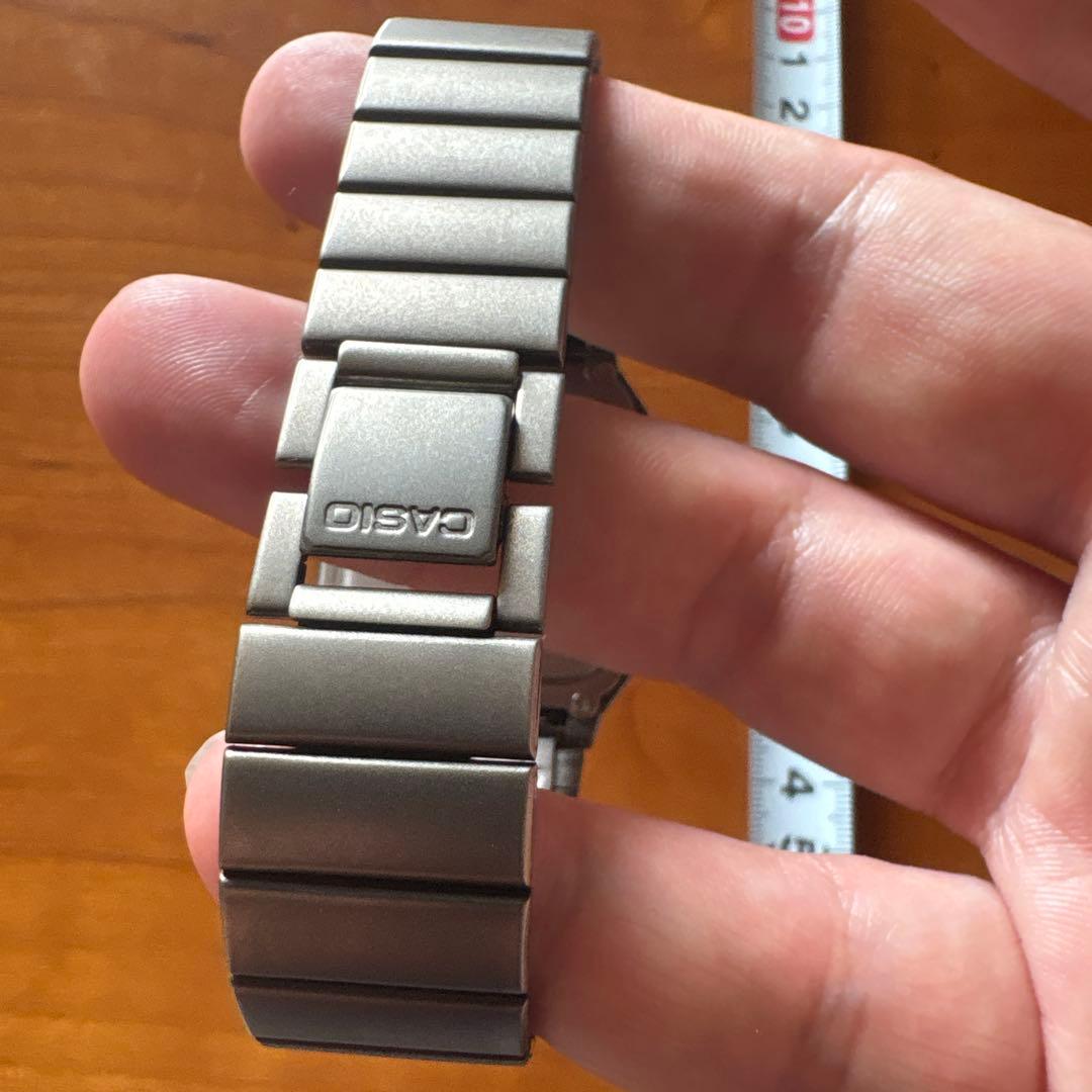 CASIO VDB-2000 Digital Men's Watch — Japanese