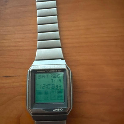 CASIO VDB-2000 Digital Men's Watch — Japanese