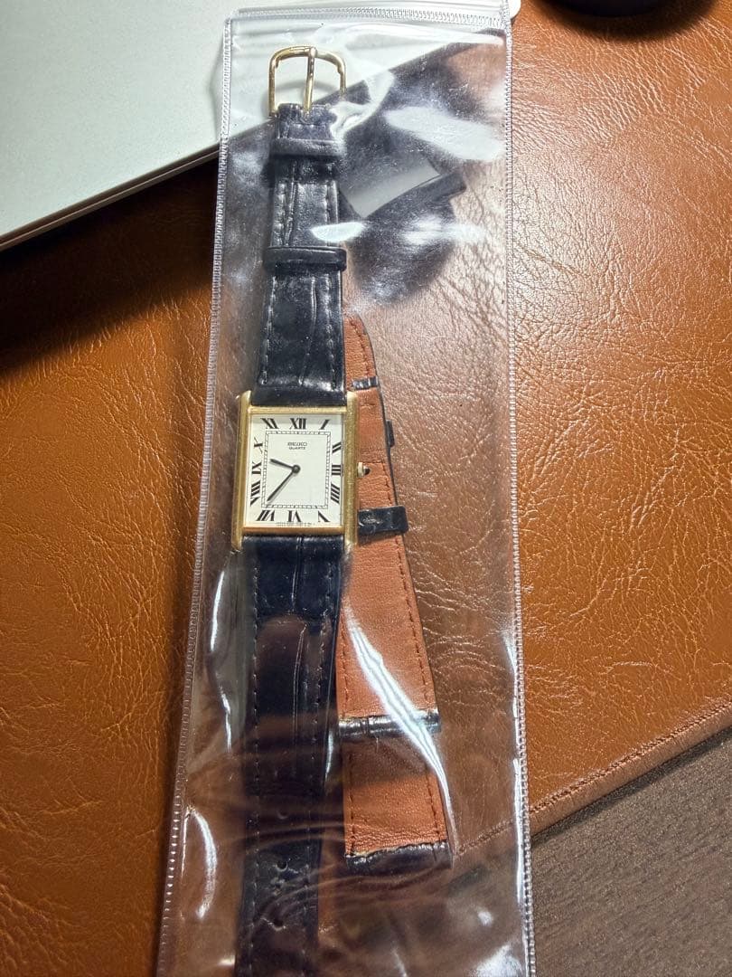 SEIKO 2620 Quartz Men's Watch — Japanese